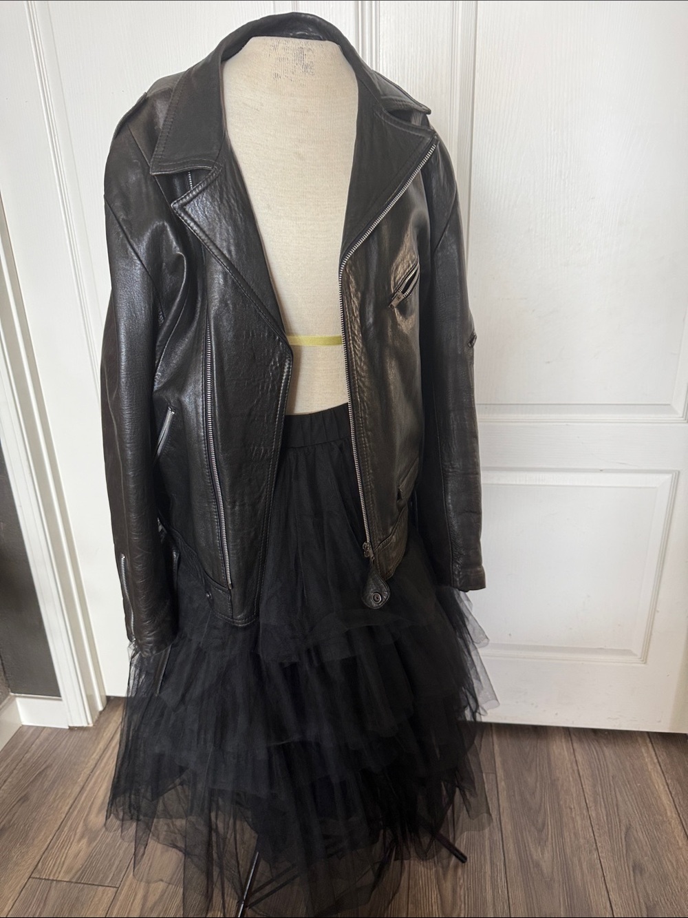Vintage 80s Leather Fringe Jacket
Medium 22x27 Asymmetrical
Zipper Black - Picture 4 of 16
